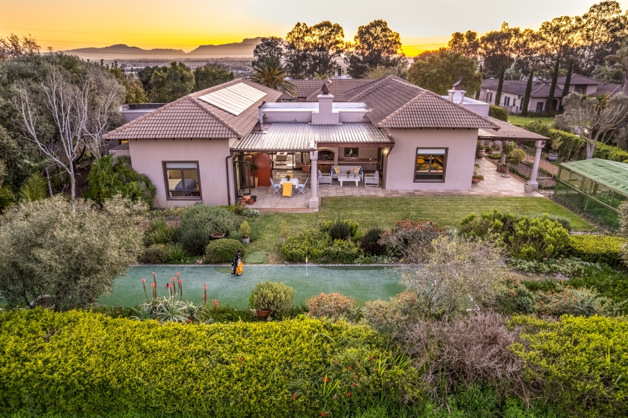 4 Bedroom Property for Sale in Klein Zevenwacht Western Cape
